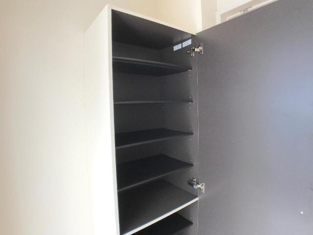 シューズボックス