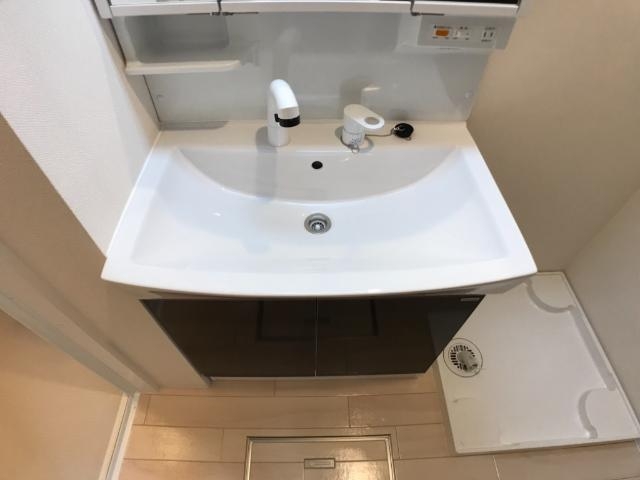 洗髪洗面化粧台