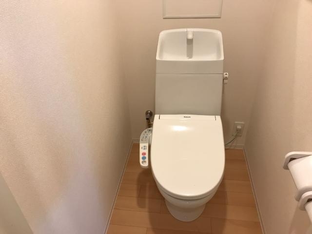シャワー付トイレ