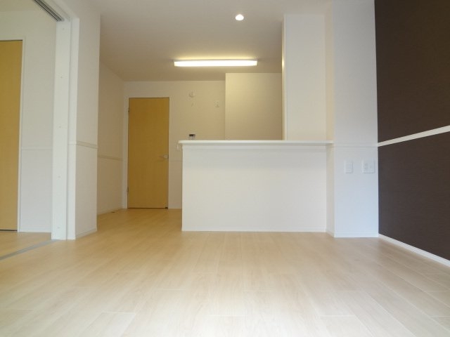 コンフォール 1階の物件の内観