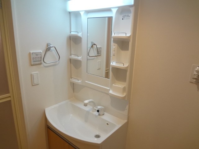 洗髪洗面化粧台