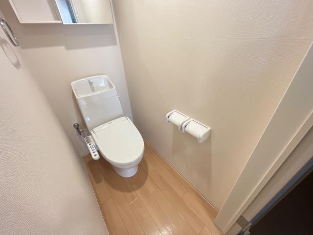 シャワー付トイレ