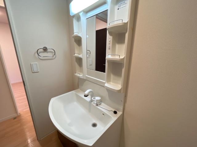 洗髪洗面化粧台