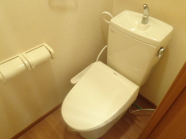 シャワー付トイレ（イメージ）