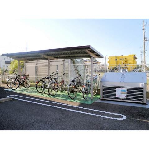 駐輪場・ゴミ置場