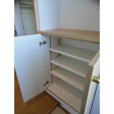 シューズボックス