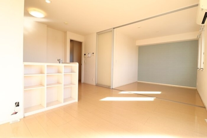 プリマベーラ B 2階の物件の内観