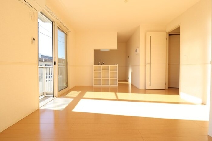 ラヴェスト・コート D 1階の物件の内観