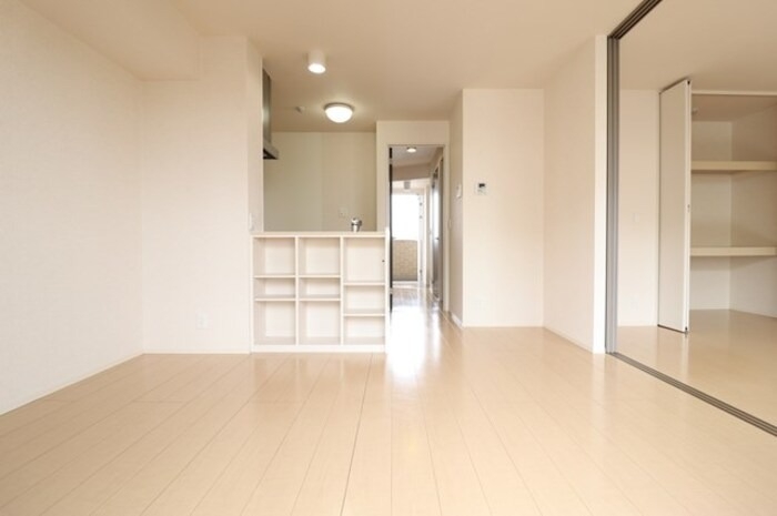 レジデンス・ＦＵＪＩ 2階の物件の内観