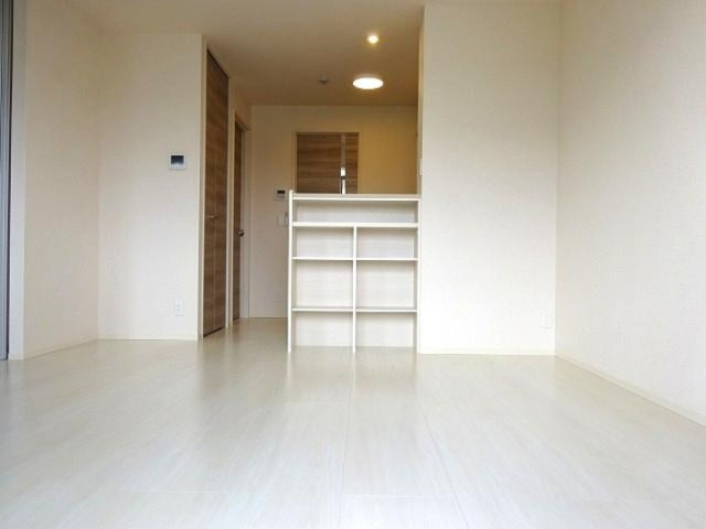 レフィナード 1階の物件の内観