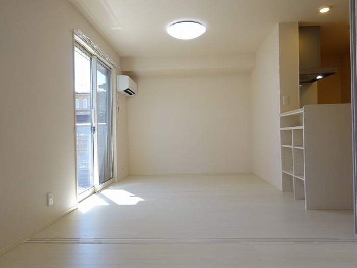 フォレストメゾン深芝 1階の物件の内観